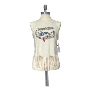 La La Land Creative Co NWT Originality Rock-N-Roll Graphic Top USA Heart Wings S
